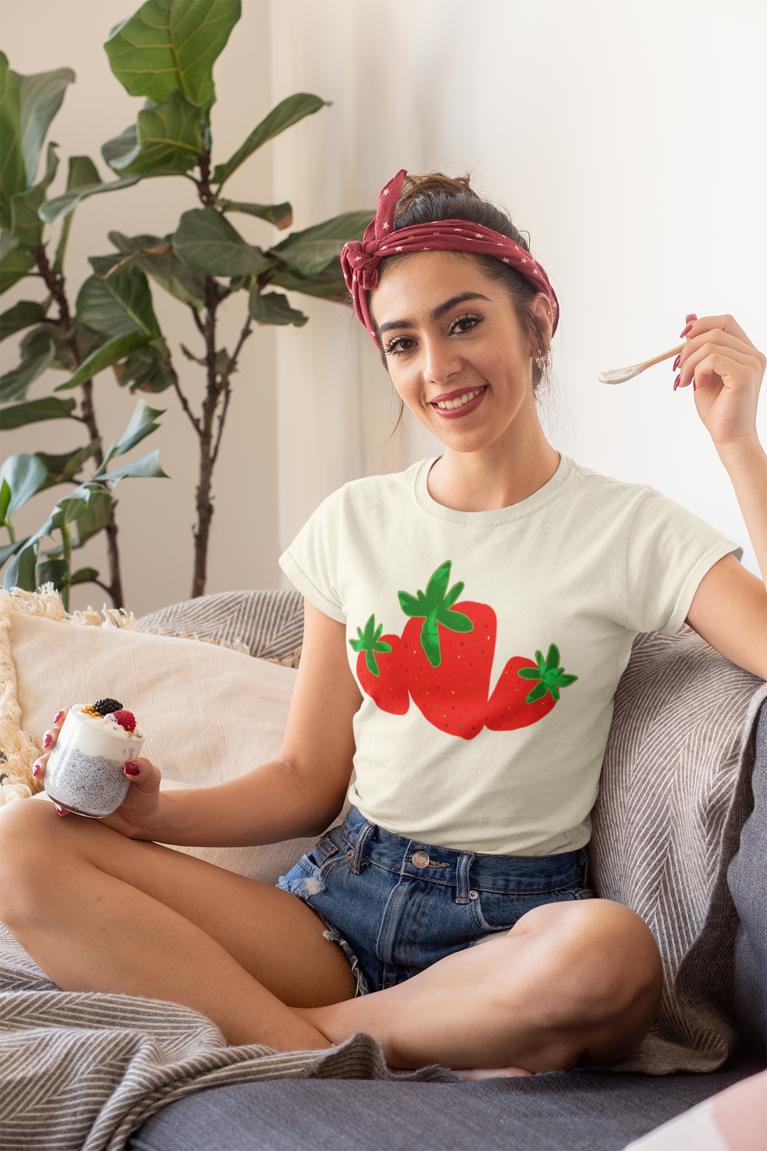 Strawberries Women&